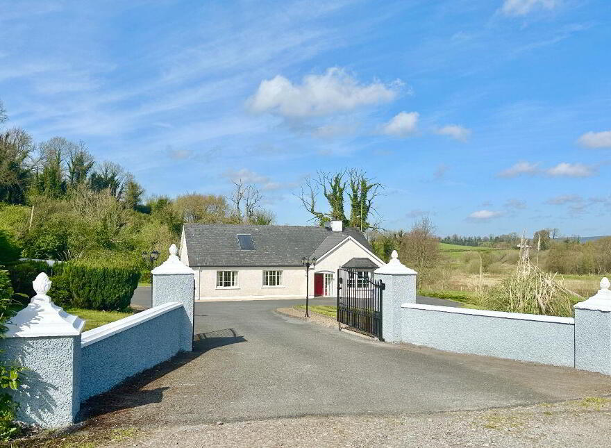 Tiernahinch Near, Clones, H23EA47