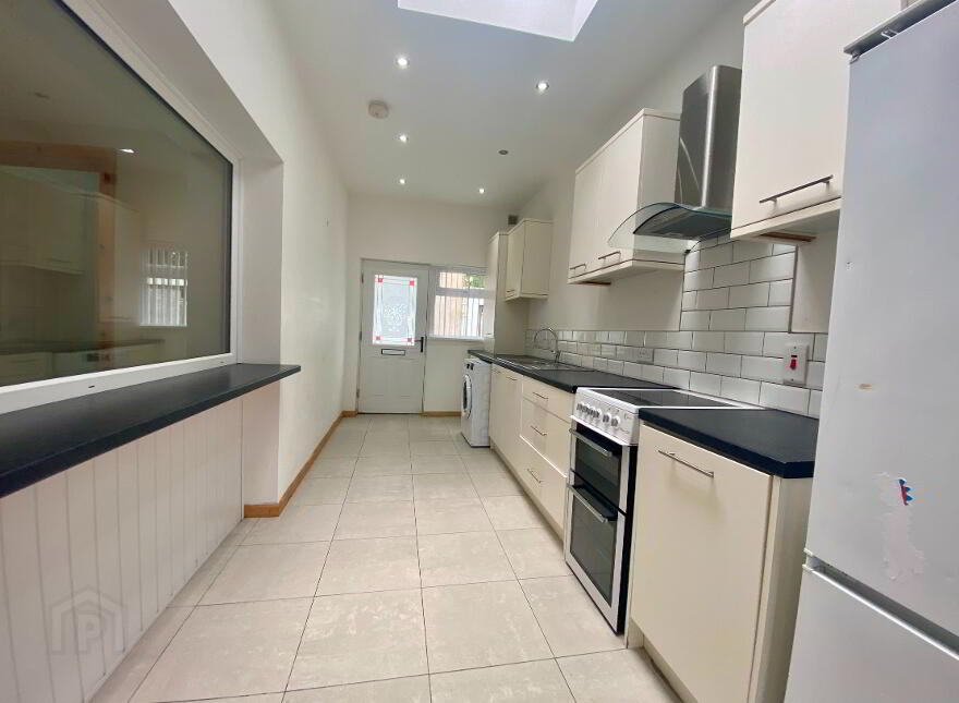 14 Fairymount Terrace, Carrickfergus, BT38 7HN