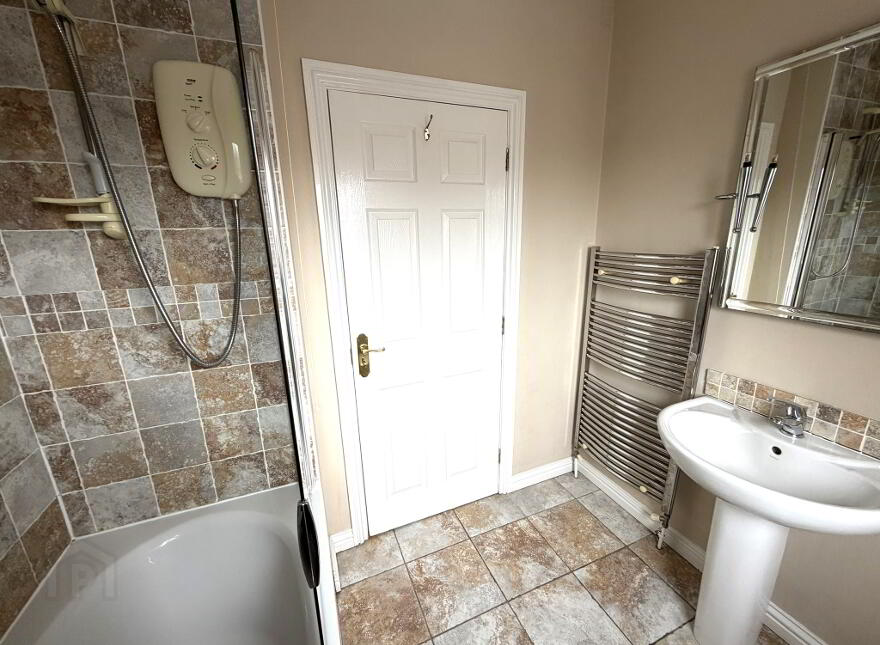 28 Galgorm Court, Ballymena, BT42 1GY