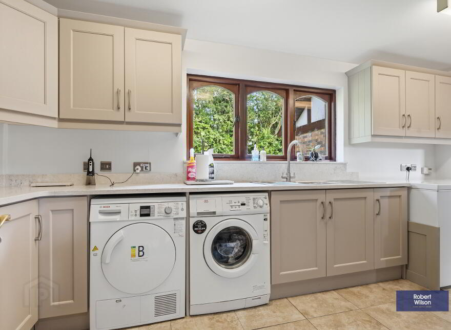 69a Ballinderry Road, Upper Ballinderry, Lisburn, BT28 2NL