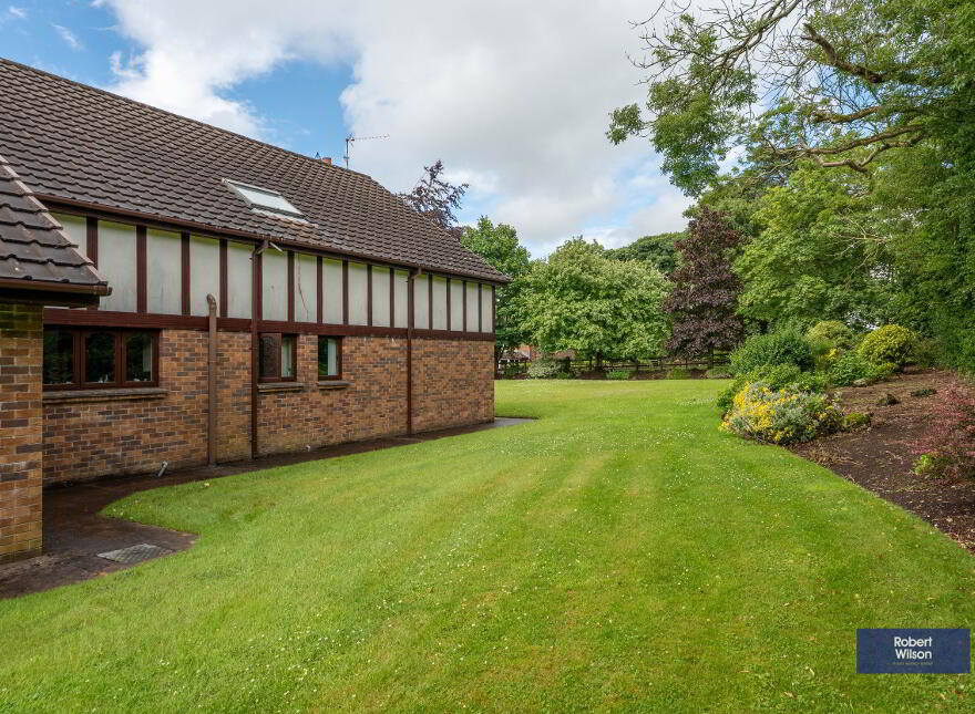 69a Ballinderry Road, Upper Ballinderry, Lisburn, BT28 2NL