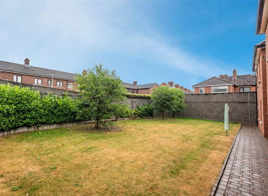 Apt 1, 201 Holywood Road, Belfast, BT4 2DG
