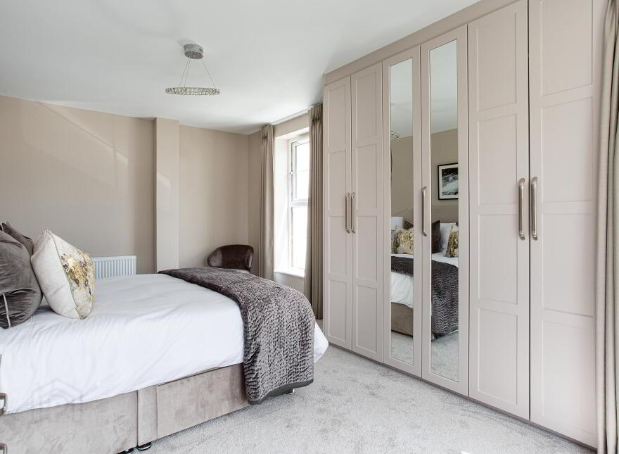 Lesley Park Royal, 1 Rosepark Gardens, Belfast, BT5 7WL