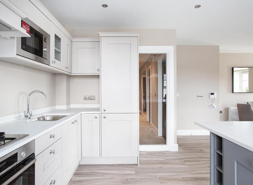 Lesley Park Royal, 1 Rosepark Gardens, Belfast, BT5 7WL