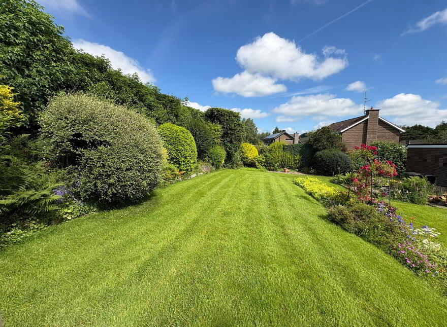 20 Knollwood, Banbridge, BT32 4PE