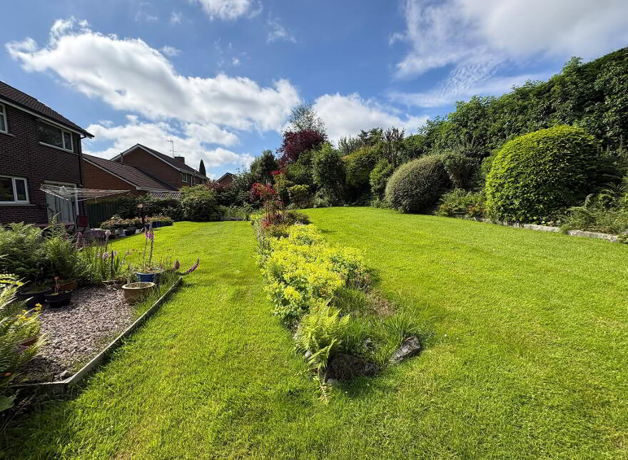 20 Knollwood, Banbridge, BT32 4PE