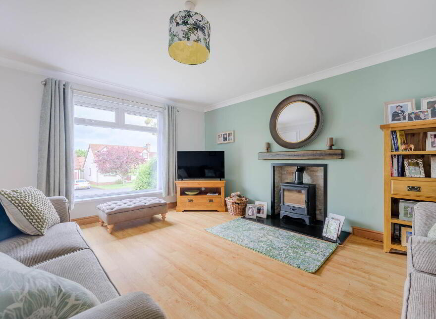 22 Irvine Park, Bangor, BT19 7XR