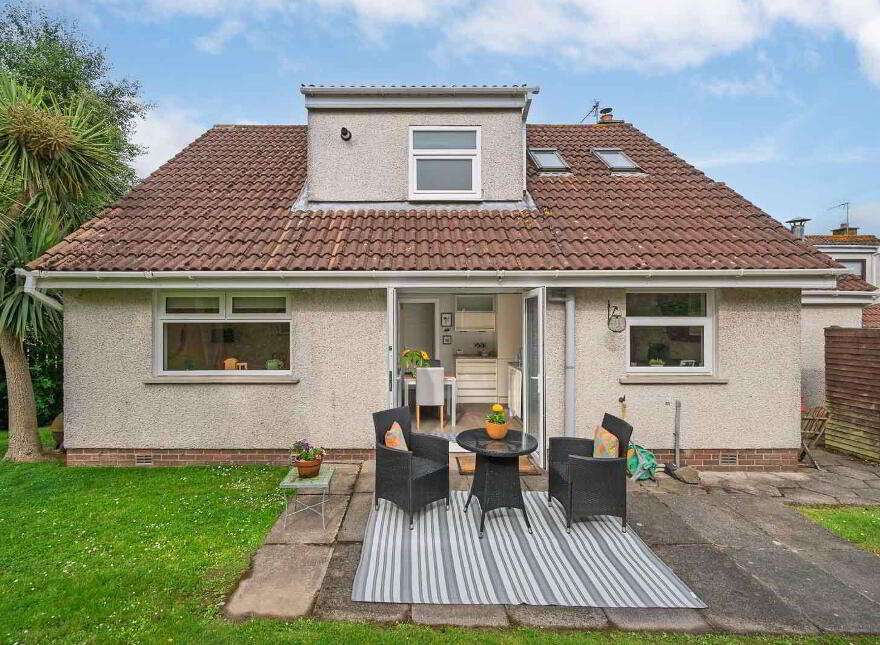 22 Irvine Park, Bangor, BT19 7XR