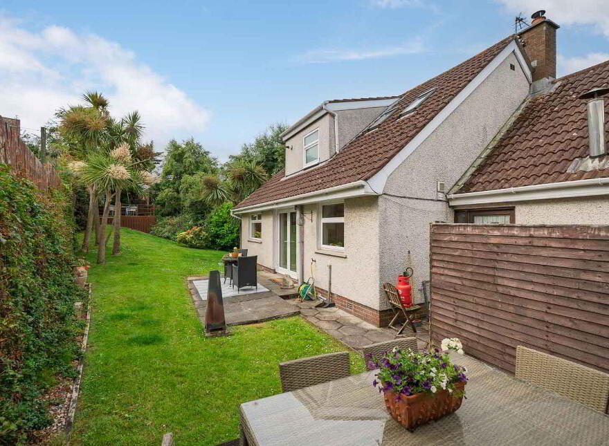 22 Irvine Park, Bangor, BT19 7XR