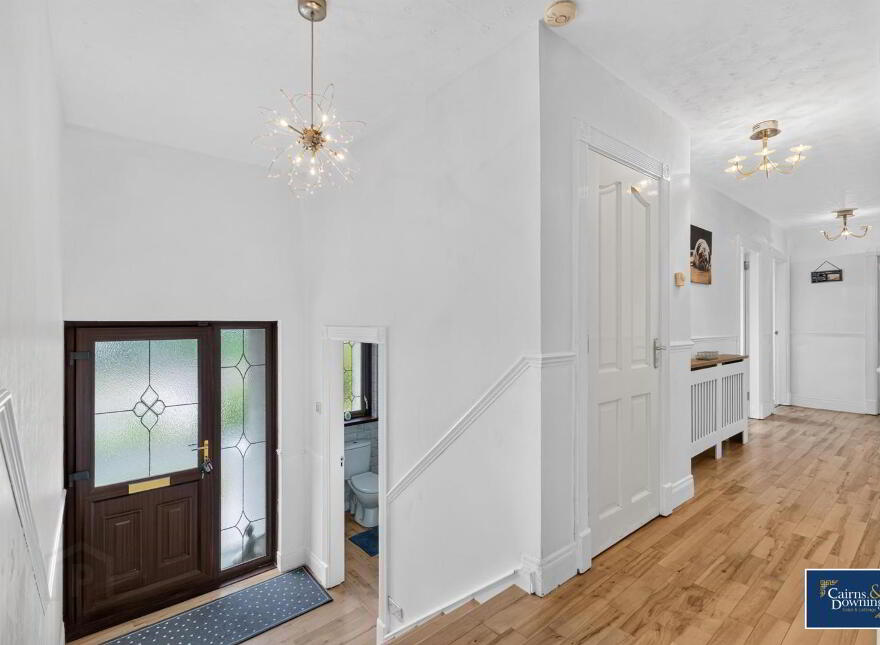 6 Hampton Court, Dromore, BT25 1SB
