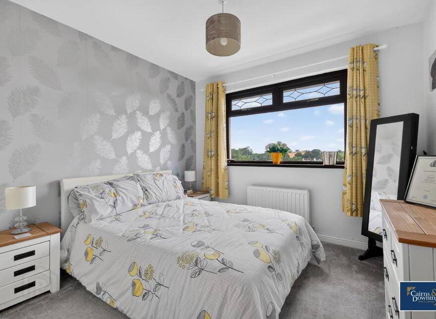 6 Hampton Court, Dromore, BT25 1SB