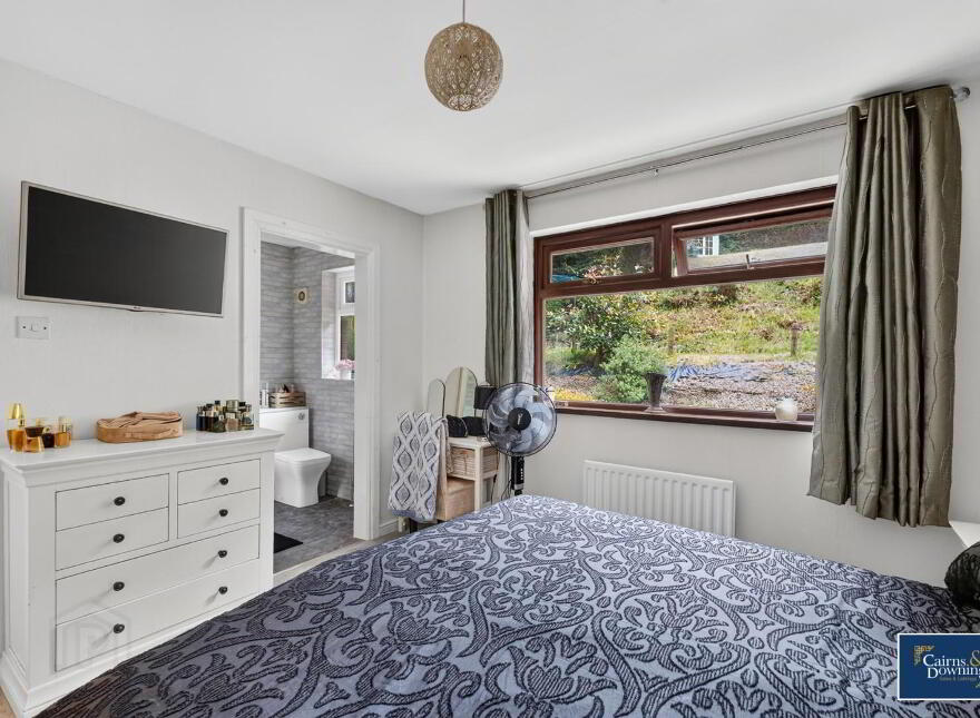 6 Hampton Court, Dromore, BT25 1SB