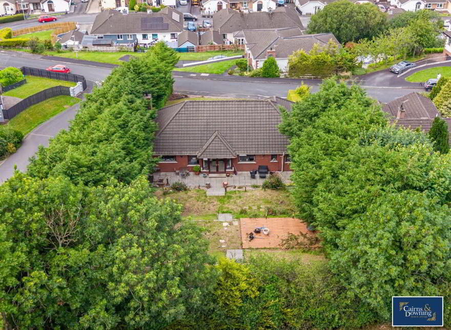 6 Hampton Court, Dromore, BT25 1SB