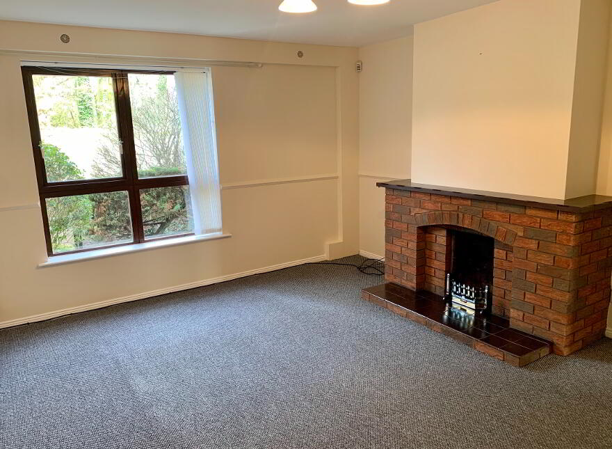 2 Thornleigh, Antrim Road, Templepatrick, BT39 0EJ