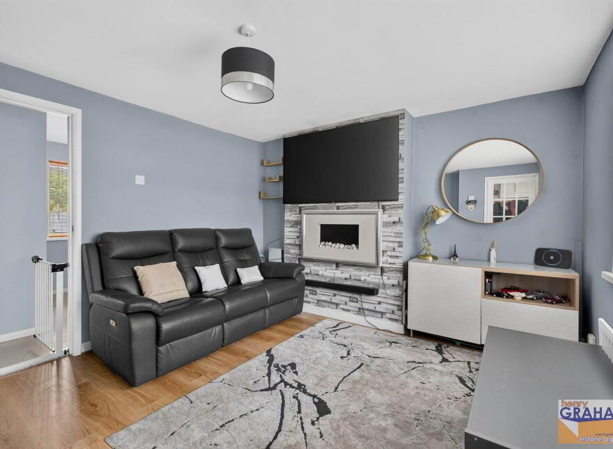 5 Hillview Avenue, Lambeg, Lisburn, BT27 4PP