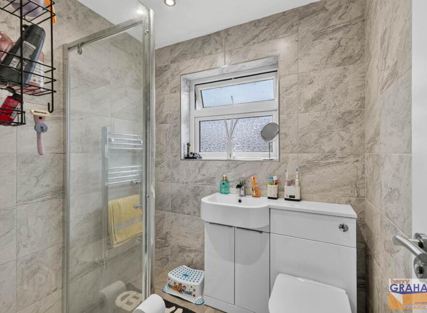 5 Hillview Avenue, Lambeg, Lisburn, BT27 4PP