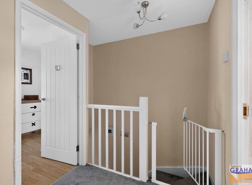 5 Hillview Avenue, Lambeg, Lisburn, BT27 4PP