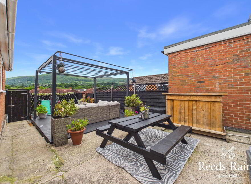 24 Mountainview Drive, Belfast, BT14 7GX
