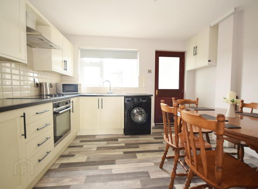 14 Dromore Avenue, Limavady, BT49 9LX