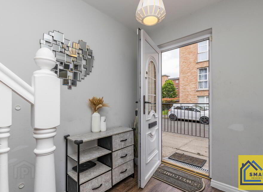16 Lewis Park, Belfast, BT4 1FE