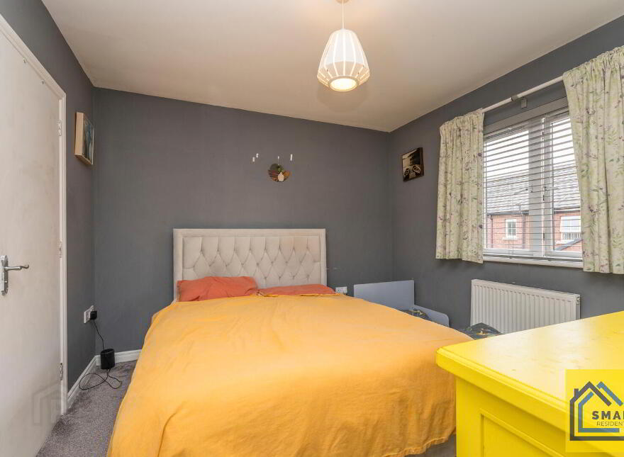16 Lewis Park, Belfast, BT4 1FE