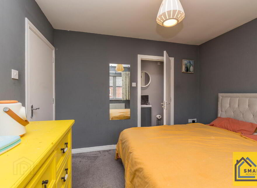 16 Lewis Park, Belfast, BT4 1FE