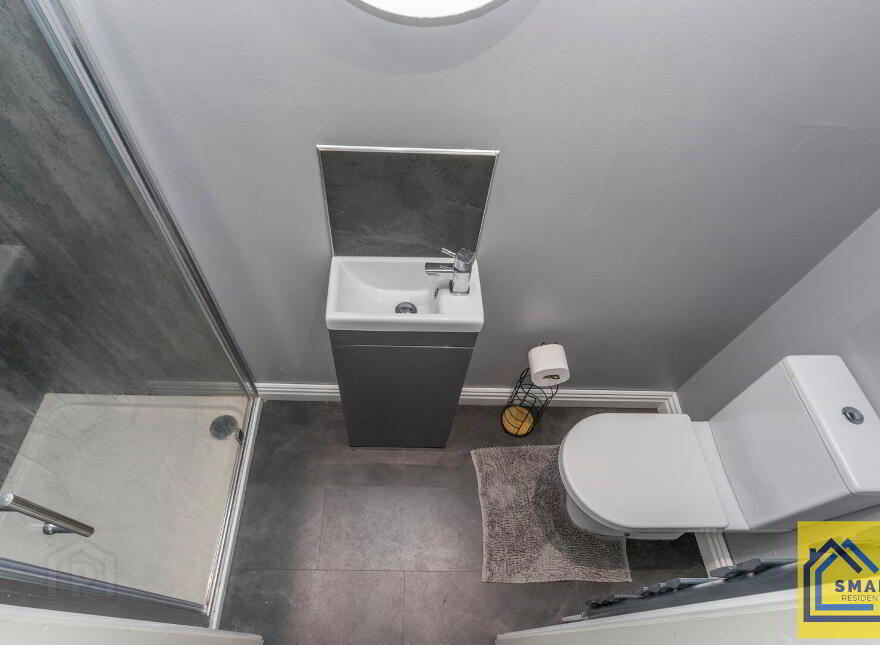 16 Lewis Park, Belfast, BT4 1FE