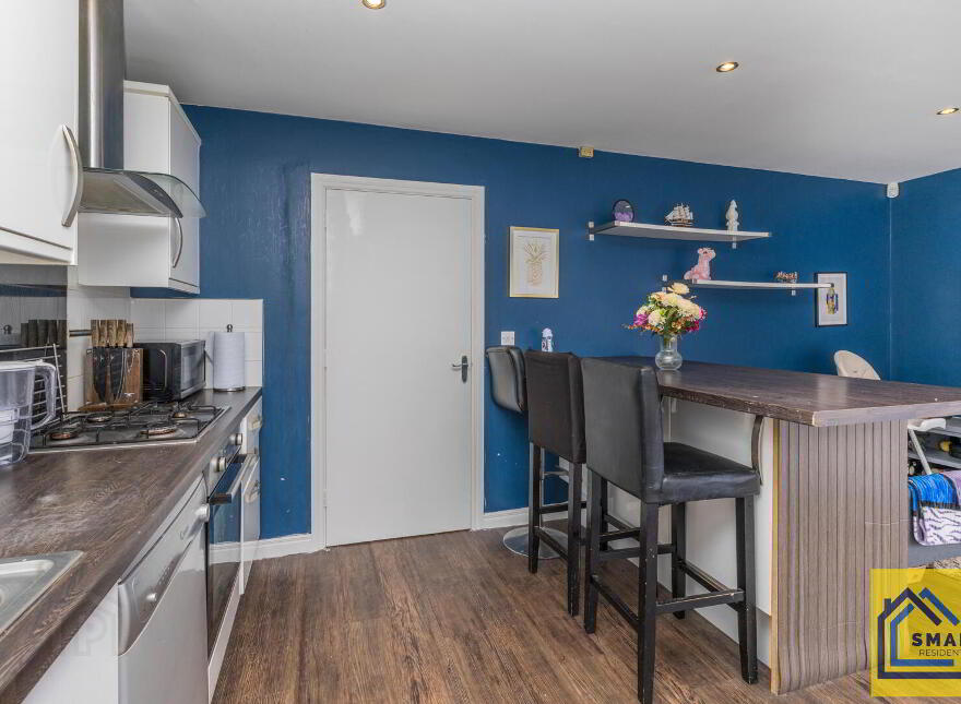16 Lewis Park, Belfast, BT4 1FE