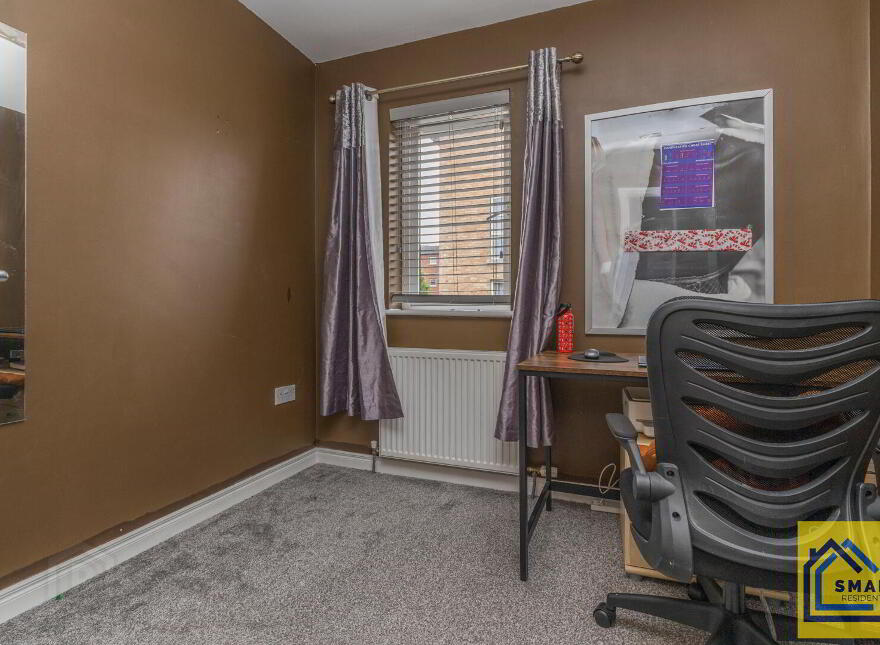 16 Lewis Park, Belfast, BT4 1FE