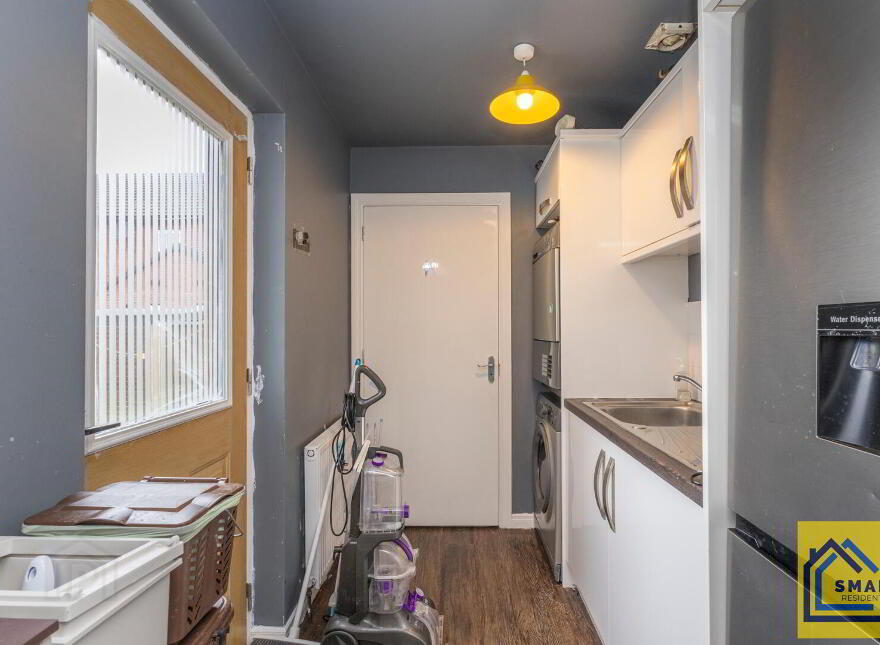 16 Lewis Park, Belfast, BT4 1FE