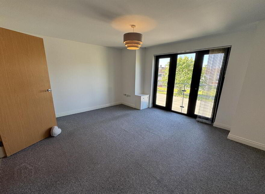 Apt 48, Skye Buildings, Drumadoon Square, Dundonald, Belfast, BT16 2QN