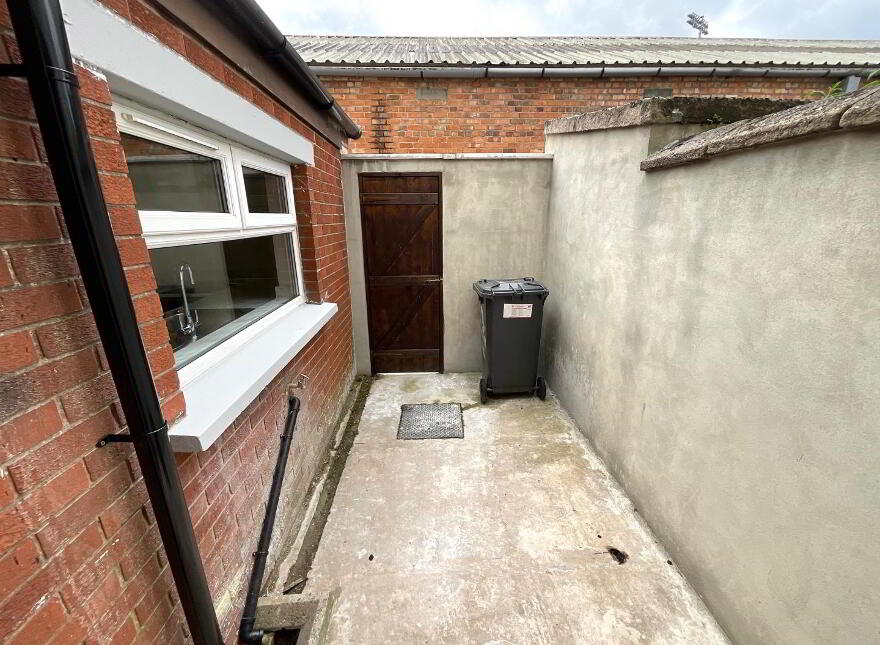 23 York Park, Belfast, BT15 3QT