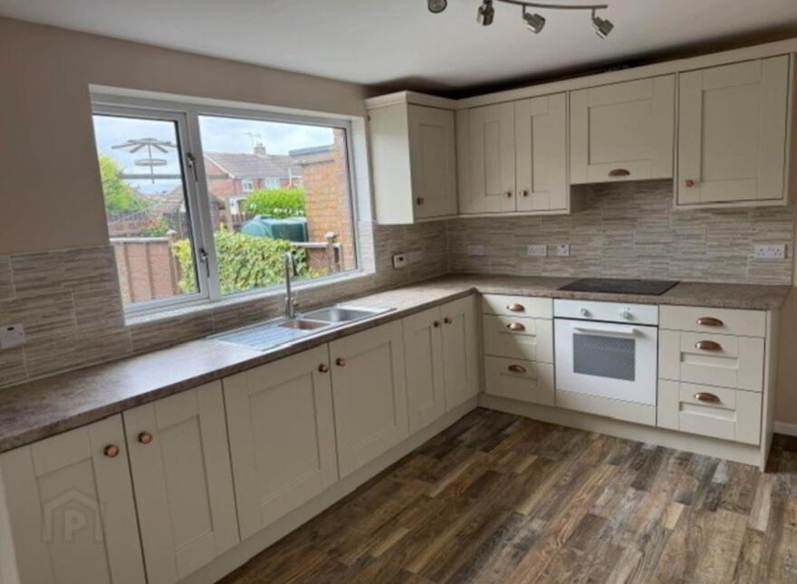91 Ballystrudder Gardens, Islandmagee, Larne, BT40 3SU