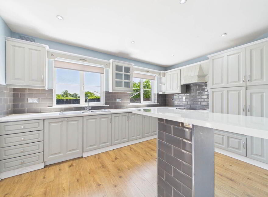25 Castle Court, Carrickbeg, Carrick-On-Suir, E32DH30