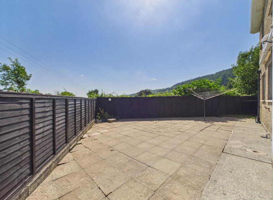 25 Castle Court, Carrickbeg, Carrick-On-Suir, E32DH30
