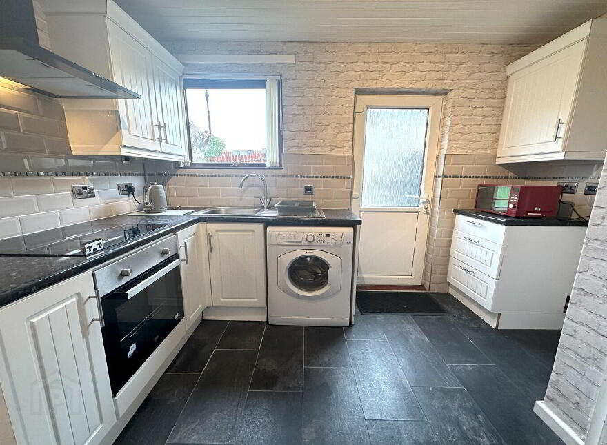 15 Hill Crest, Bangor, BT20 4EH