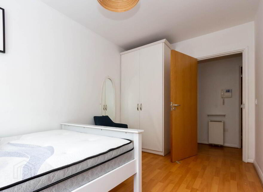 Apartment 52 Leonard`s Court, Clanbrassil Street Lower, Dublin, D08K1C6