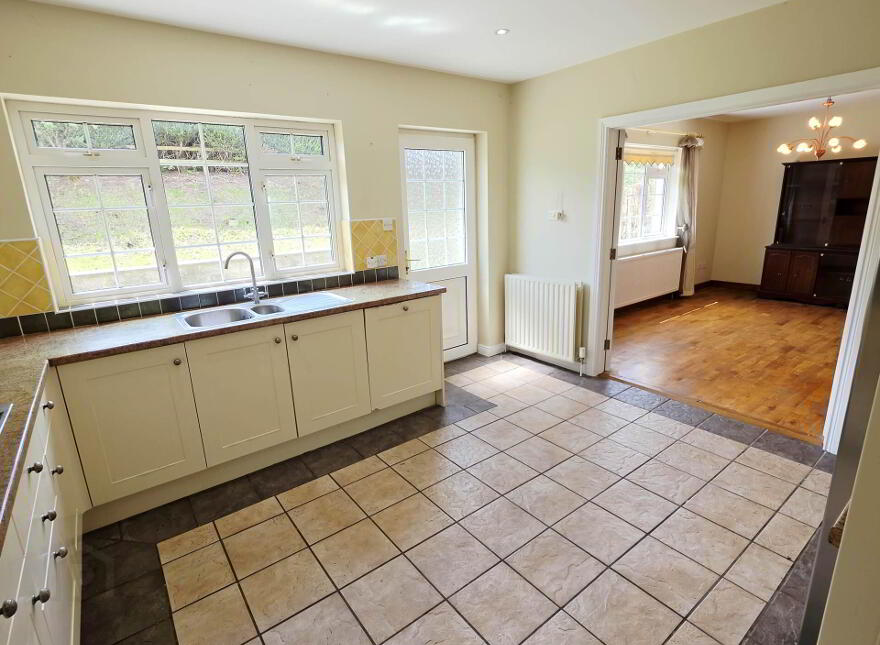 36 Tarmon Brae, Enniskillen, BT74 7LS