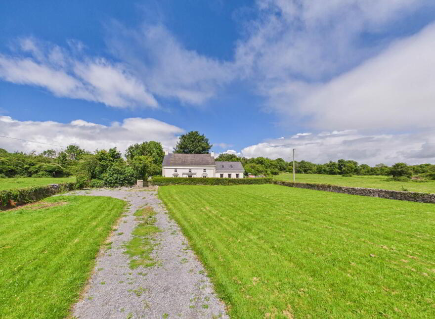Cloughmoyne, Headford, H91NT28