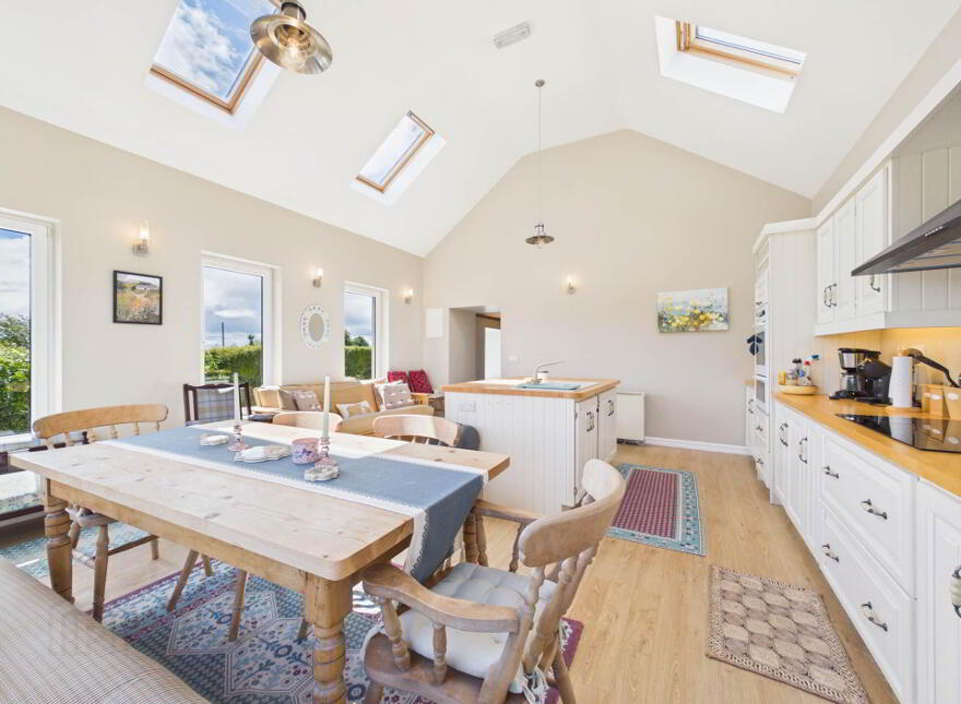Cloughmoyne, Headford, H91NT28