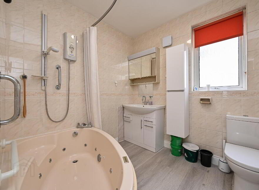 Apt 4 Rockville, 70 Princetown Road, Bangor, BT20 3TD