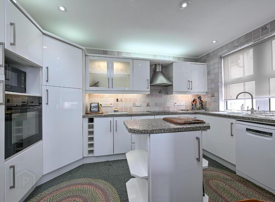 Apt 4 Rockville, 70 Princetown Road, Bangor, BT20 3TD