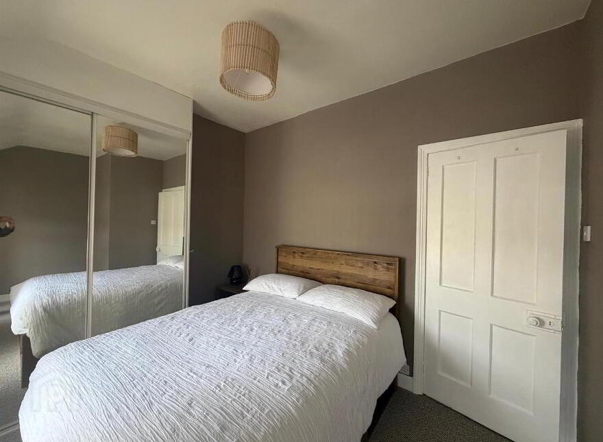 24 Roulston Avenue, Waterside, L'Derry, BT47 6EW
