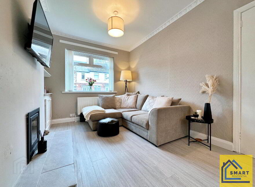7 Strandburn Parade, Belfast, BT4 1LZ