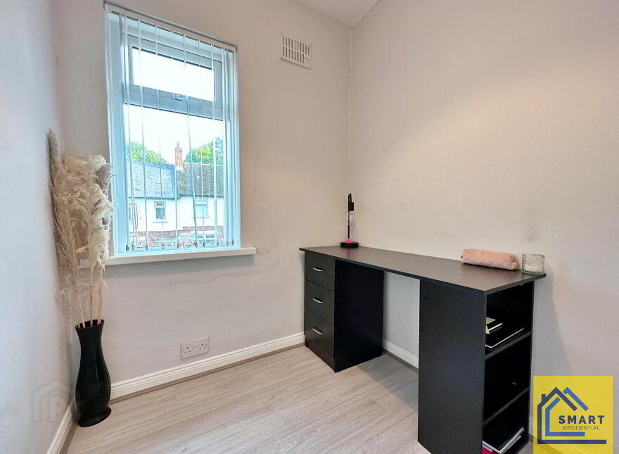 7 Strandburn Parade, Belfast, BT4 1LZ