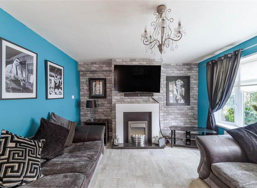 33 Woodside View, Belfast, BT17 0ST
