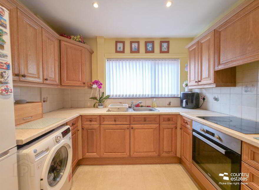 33 Harmin Crescent, Newtownabbey, BT36 7UP