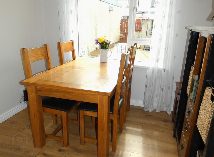 74 Stuart Park, Ballymoney, BT53 7BG