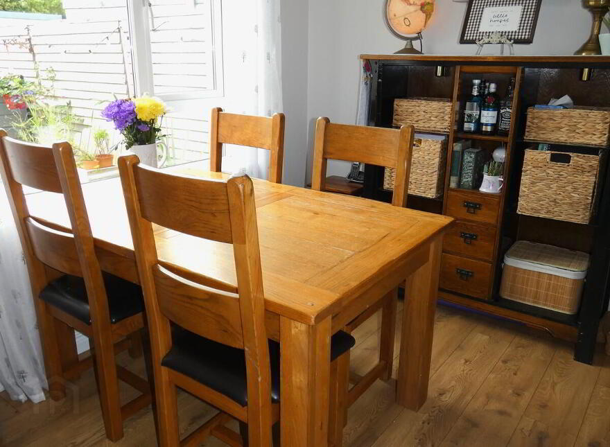 74 Stuart Park, Ballymoney, BT53 7BG