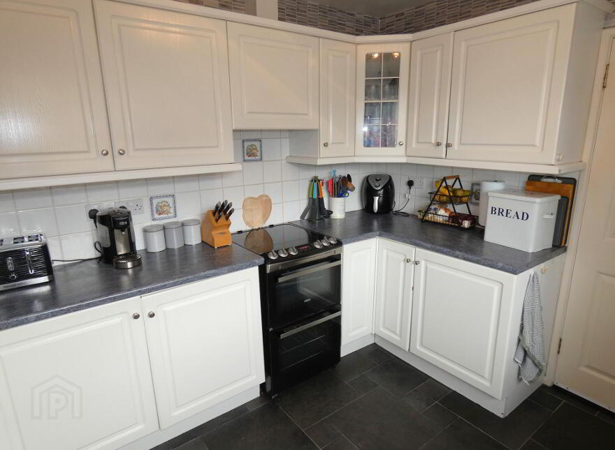74 Stuart Park, Ballymoney, BT53 7BG